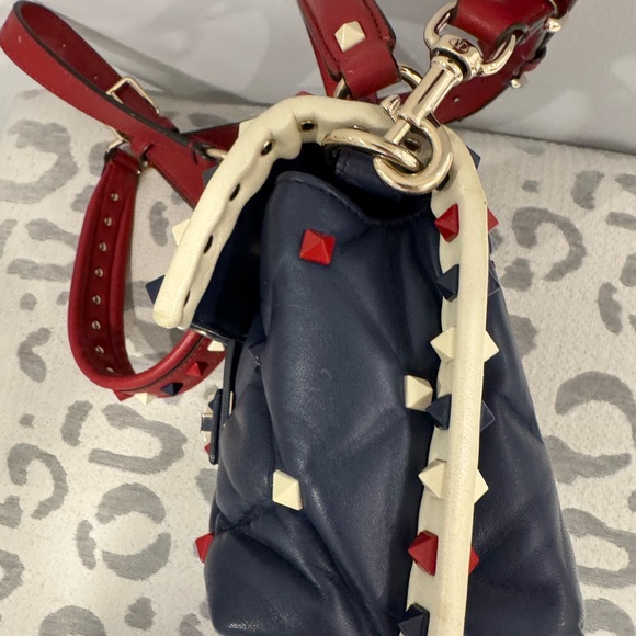 Valentino Garavani Candystud Top Handle Bag Leather Mini - Picture 16 of 17